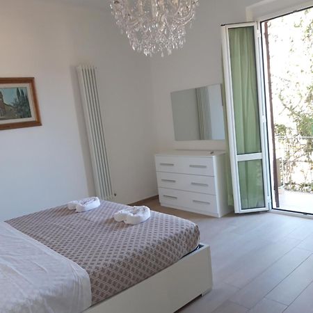 Apartamento La Mimosa Di Andrea La Spezia Exterior foto